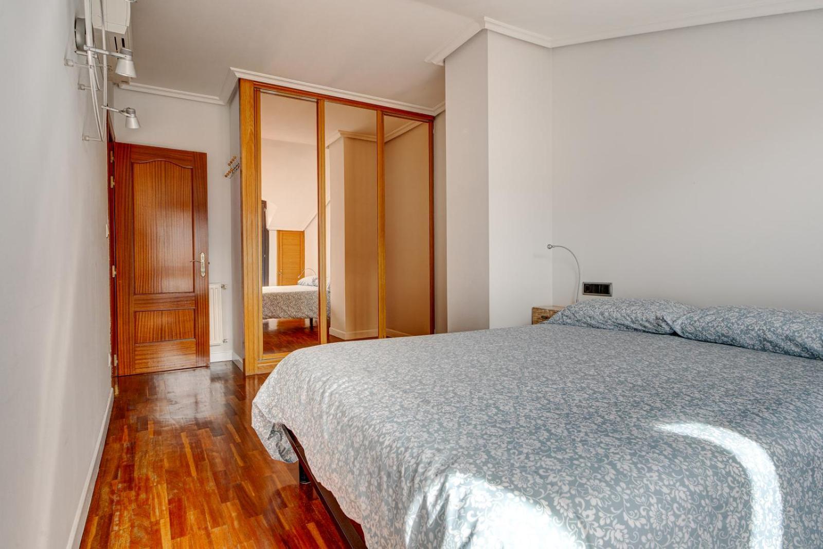 Апартаменты Luminoso Atico Con Terraza, Irun, Parking, 4Pax Экстерьер фото